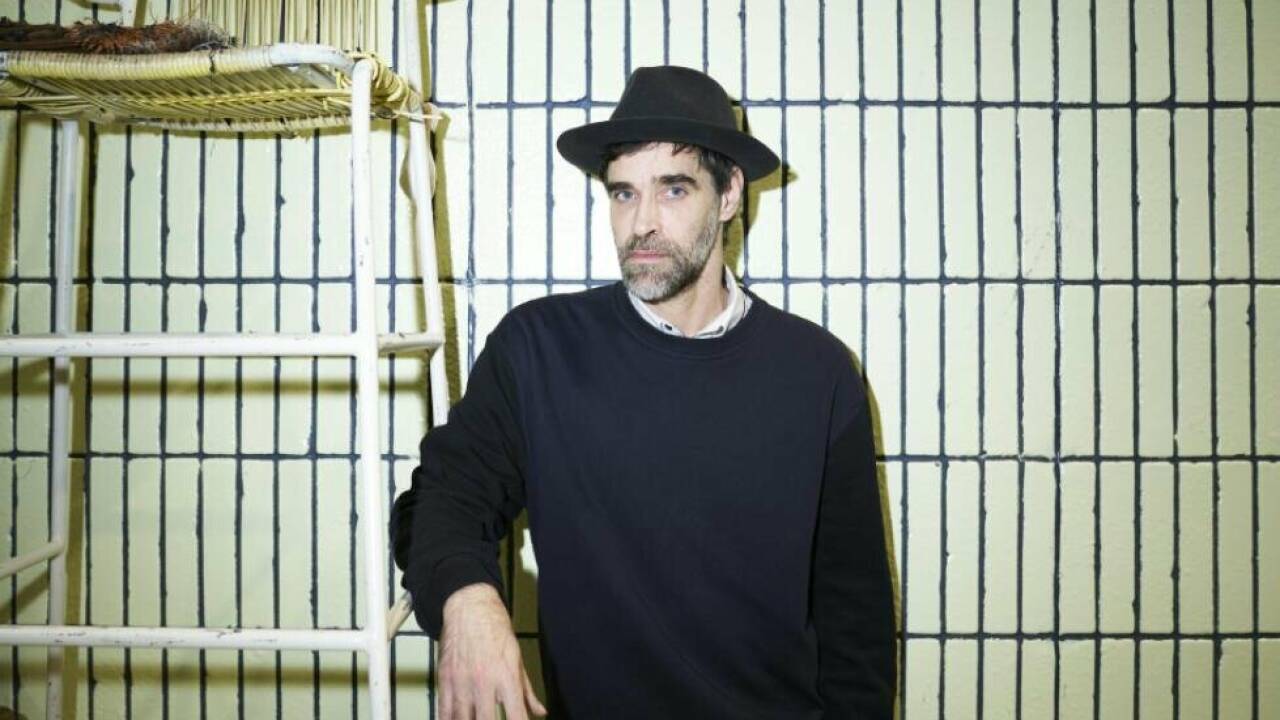 Bühnenbildner übernahm Regie von erkranktem Johan Simons Bühnenbildner übernahm Regie von erkranktem Johan Simons