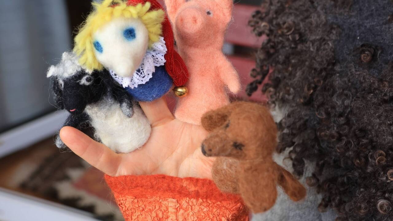 Auch die Fingerpuppen können sich sehen lassen. Auch die Fingerpuppen können sich sehen lassen.