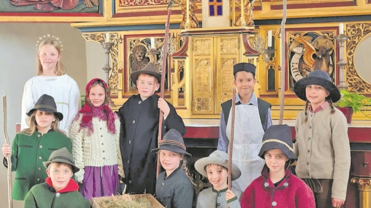 Beim-St-Michaeler-Adventsingen-dem-Sinn-von-Weihnachten-auf-der-Spur