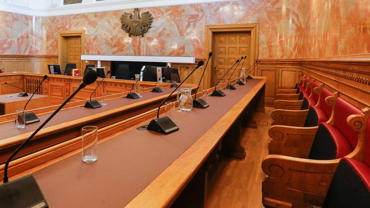 Dem Afghanen wird im Schwurgerichtssaal der Prozess gemacht.  