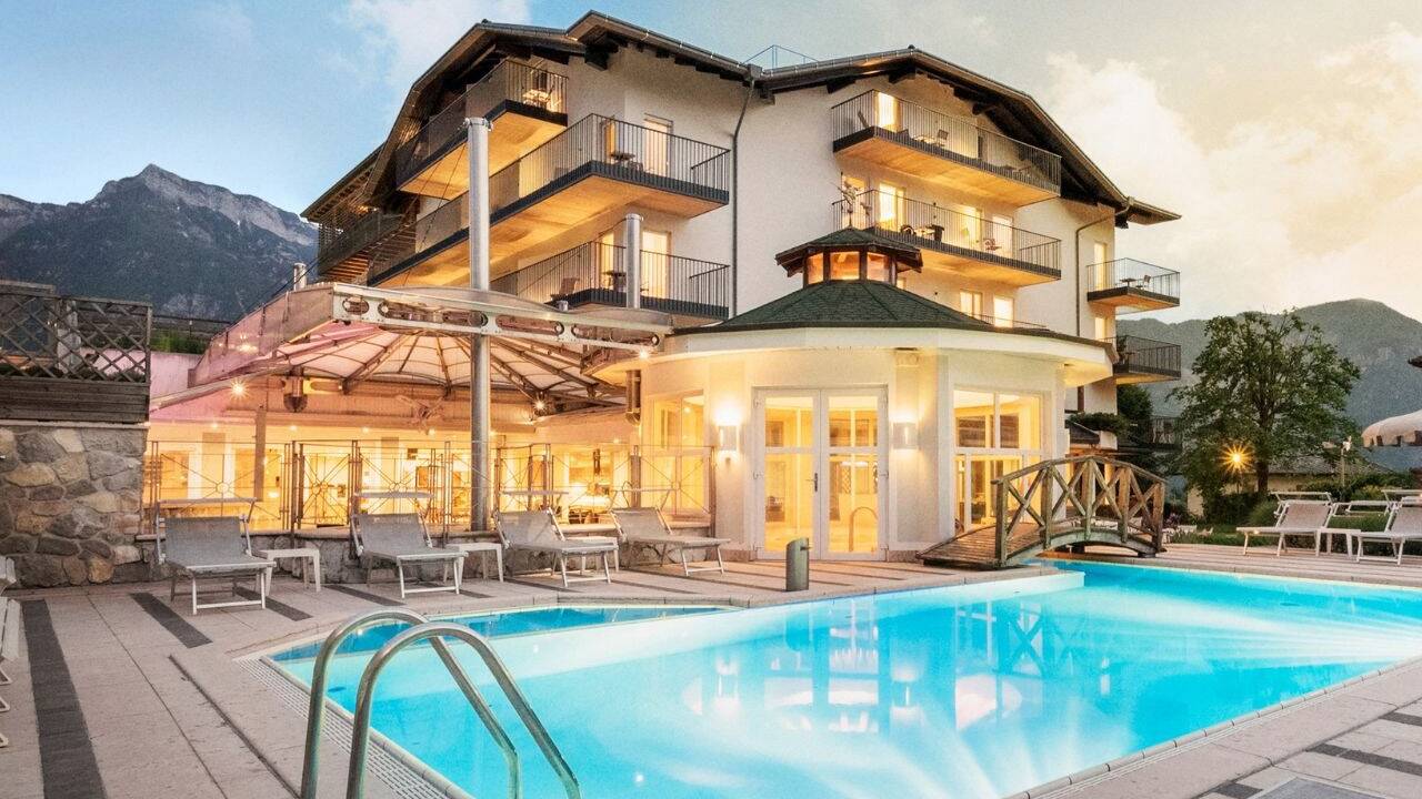 Mit dem Hotelgutschein „Erholsame Zeit für 2“ schenken Sie glückliche Momente voll Wohlbefinden und Genuss. 