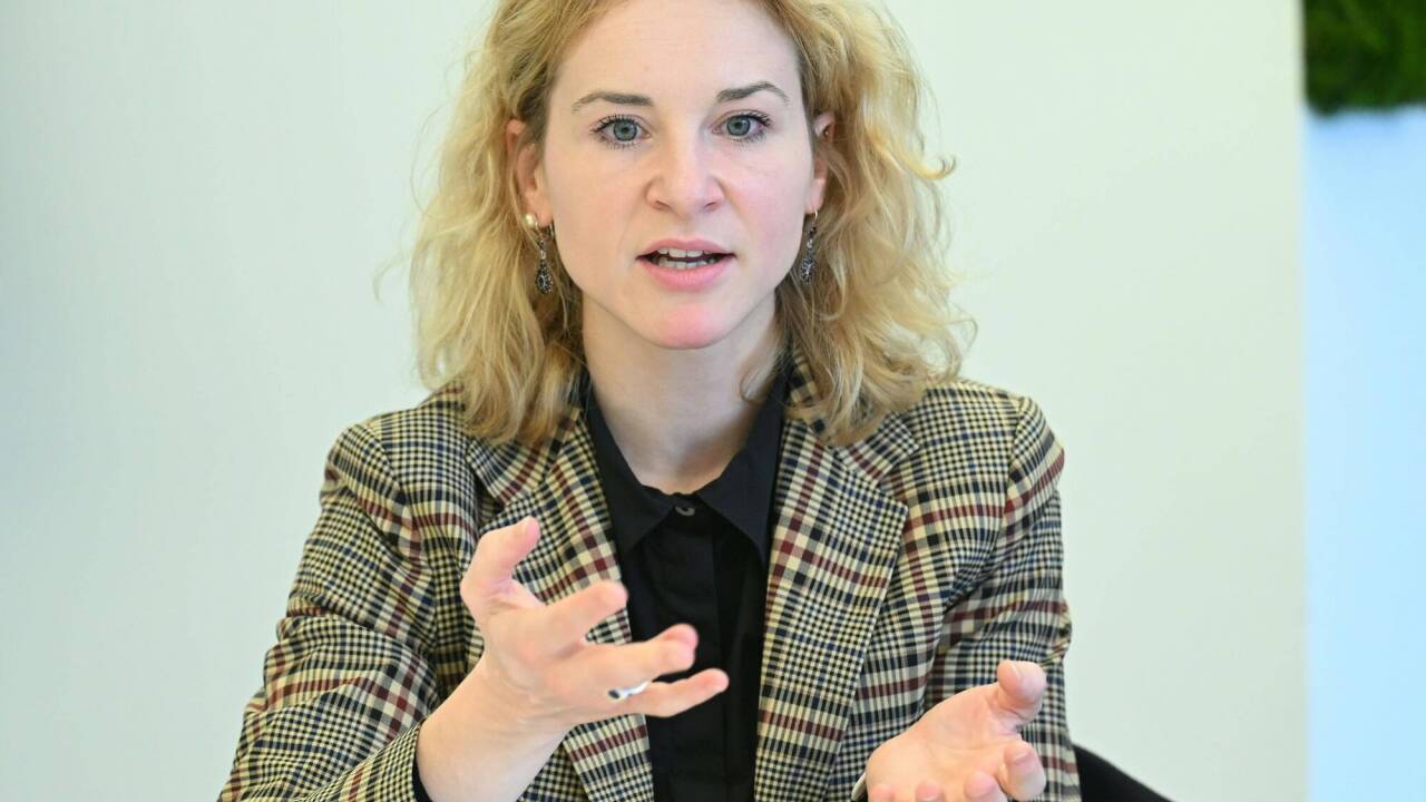 Forschungsministerin Eva-Maria Holzleitner (SPÖ) am Dienstag, 18. November 2025, anl. eines Hintergrundgesprächs im Rahmen eines Rundgangs der Österreichischen Akademie der Wissenschaften (ÖAW). Forschungsministerin Eva-Maria Holzleitner (SPÖ) am Dienstag, 18. November 2025, anl. eines Hintergrundgesprächs im Rahmen eines Rundgangs der Österreichischen Akademie der Wissenschaften (ÖAW).