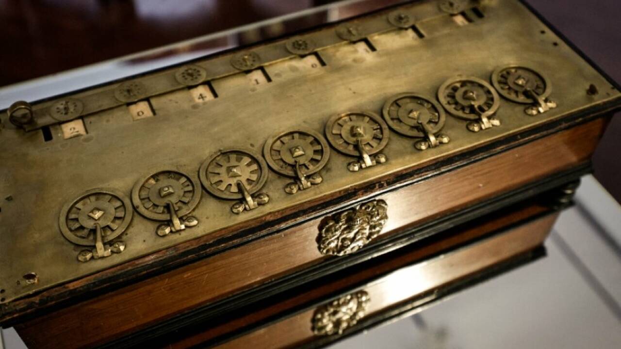 Der Mathematiker Blaise Pascal hat die Maschine gebaut 