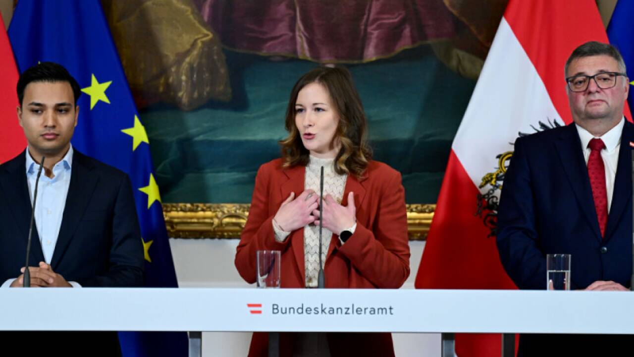 Kinderkopftuch für Regierung Zeichen von Unterdrückung 