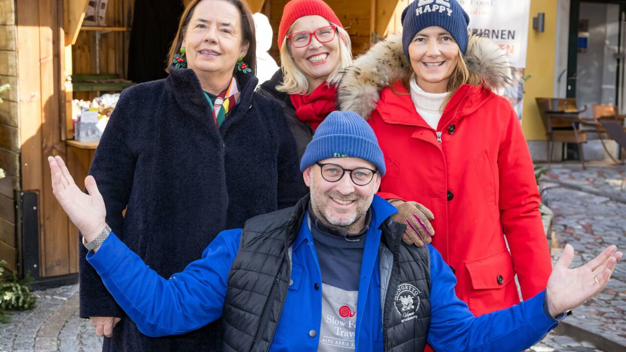 Stiegl-Gut-Wildshut-Gründerin Alessandra Kiener (v. r.) mit den beiden Slow-Food-Salzburg-Präsidentinnen Alexandra Picker-Rußwurm und Ilse Fischer sowie Slow-Food-Pionier Herwig Ertl. 