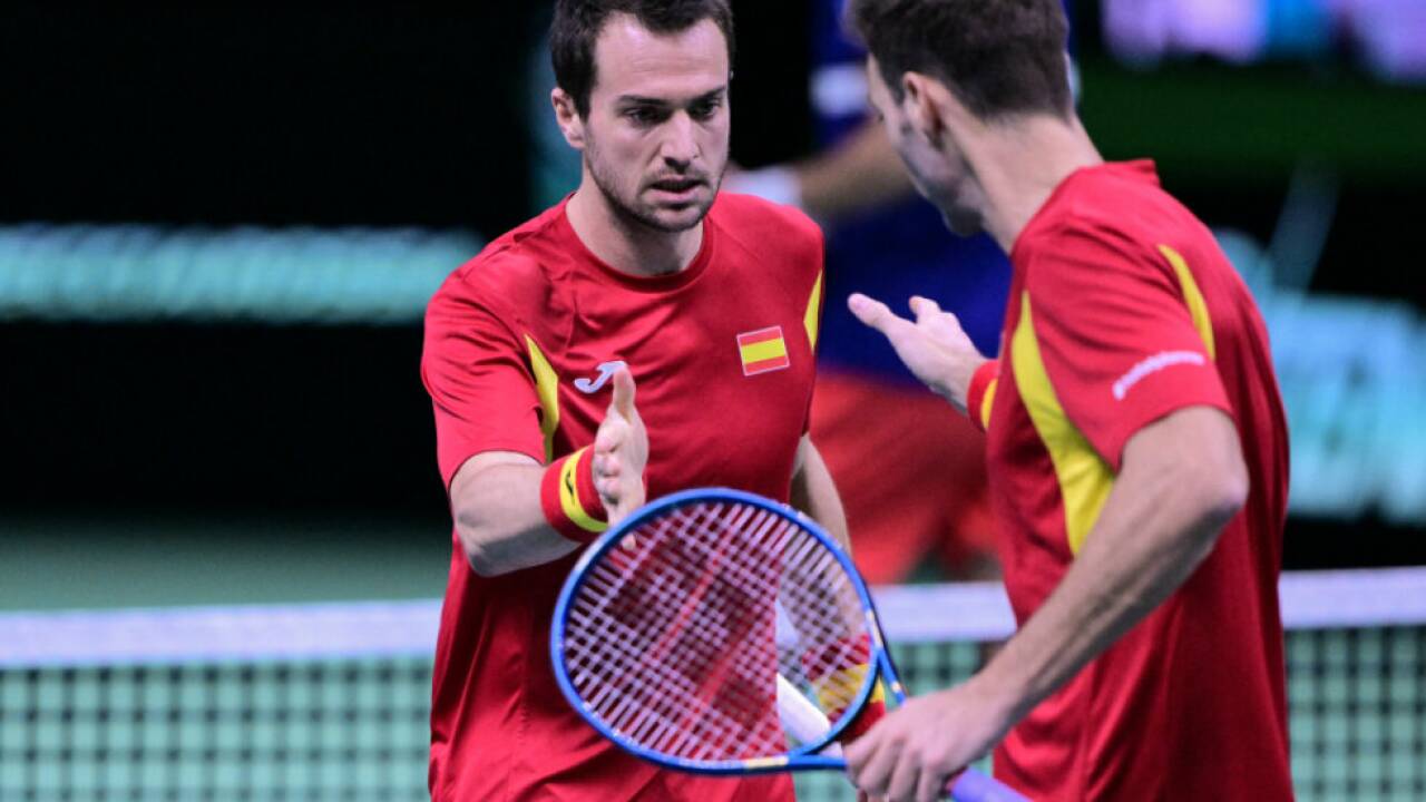 Spanier zogen ins Davis-Cup-Semifinale ein 