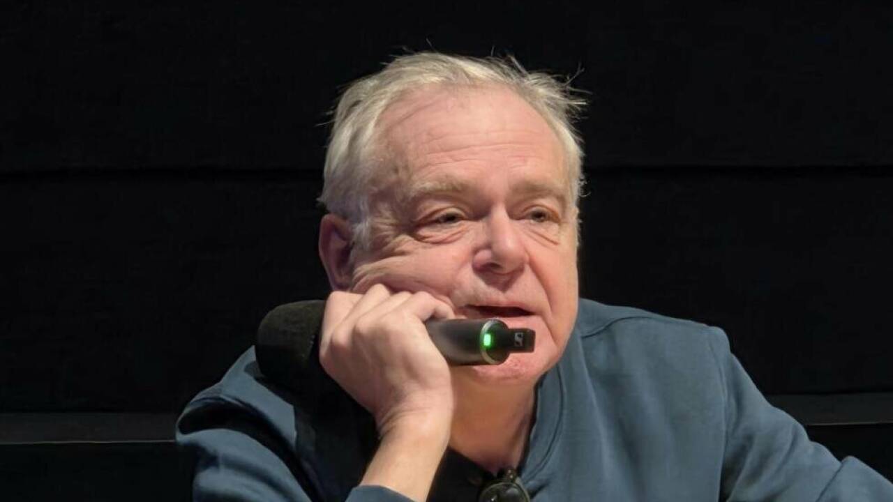 Kevin McNally spricht gerne über seine Arbeit 