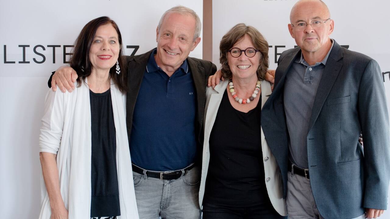 Ende August präsentierte Peter Pilz (2. v. l.) seine Salzburger Kandidatenliste: Im Bild von links Silvia Kronberger, Renée Schroeder sowie Nikolaus Dimmel.   Ende August präsentierte Peter Pilz (2. v. l.) seine Salzburger Kandidatenliste: Im Bild von links Silvia Kronberger, Renée Schroeder sowie Nikolaus Dimmel.