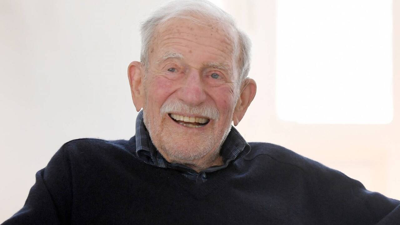 Walter Munk. 