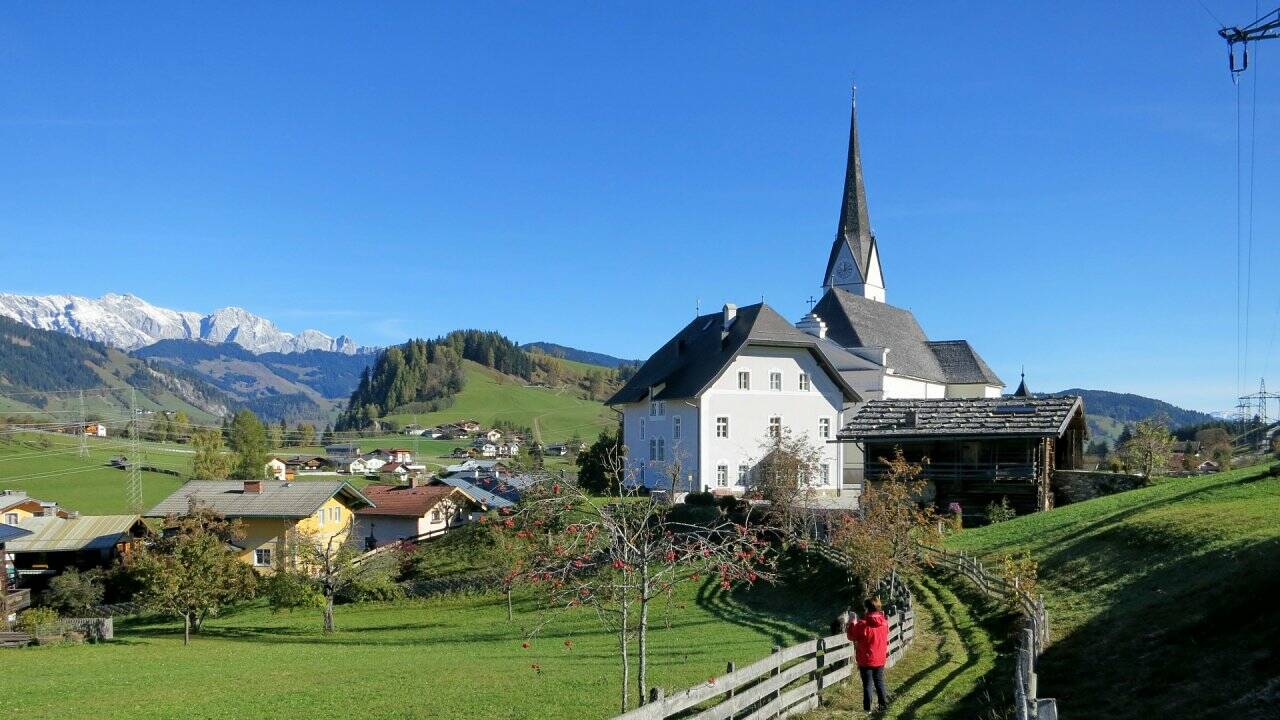 Auf Sonnenwegen durch Embach Auf Sonnenwegen durch Embach