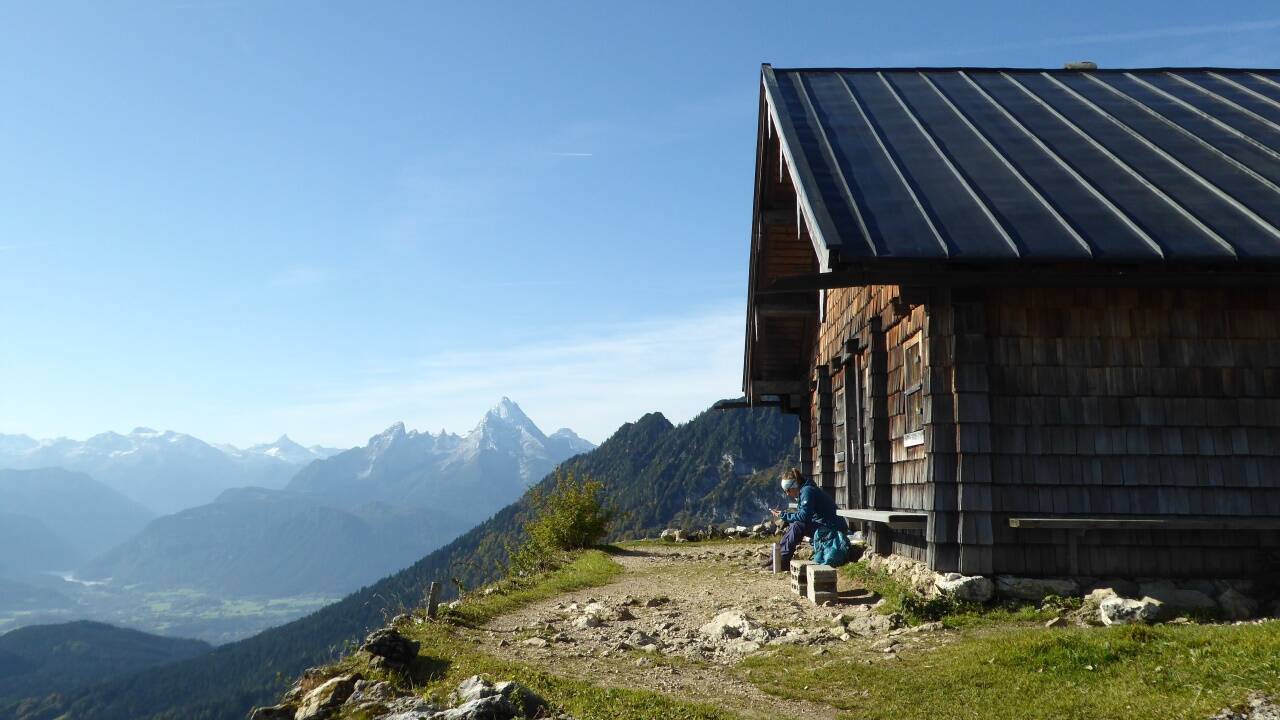 Beim Scheibenkaser sind die meisten Höhenmeter erledigt. Nun folgt der reinste Ge(h)nuss. Beim Scheibenkaser sind die meisten Höhenmeter erledigt. Nun folgt der reinste Ge(h)nuss.