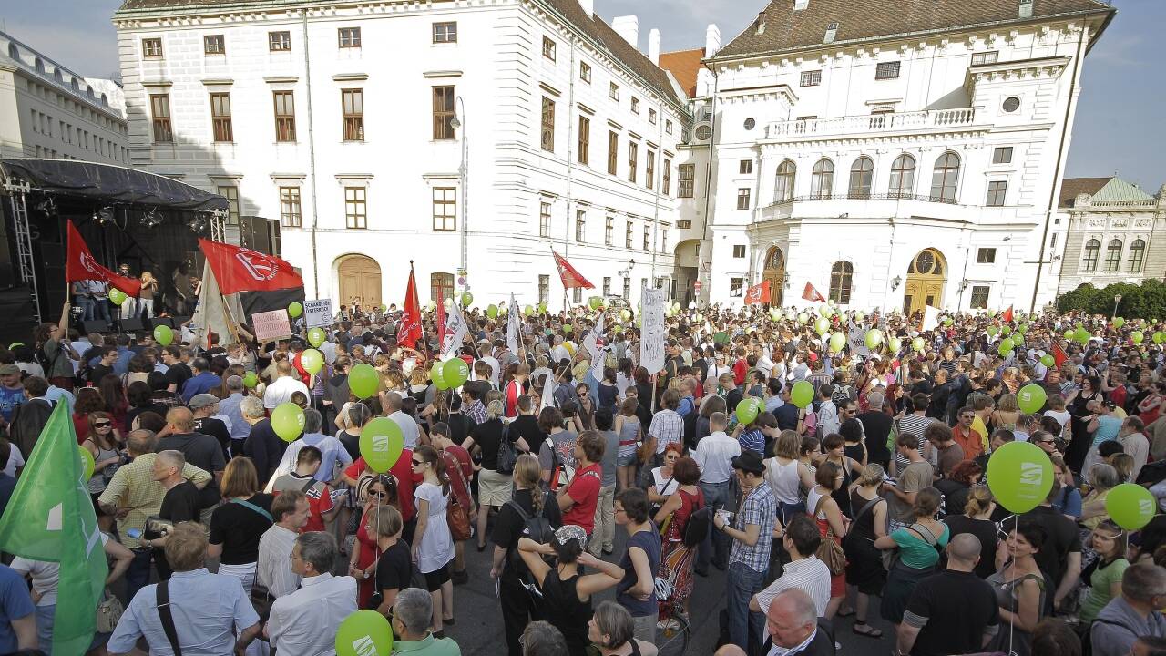 Einige Vereine wollen Demonstrieren – darunter SOS-Mitmensch. 