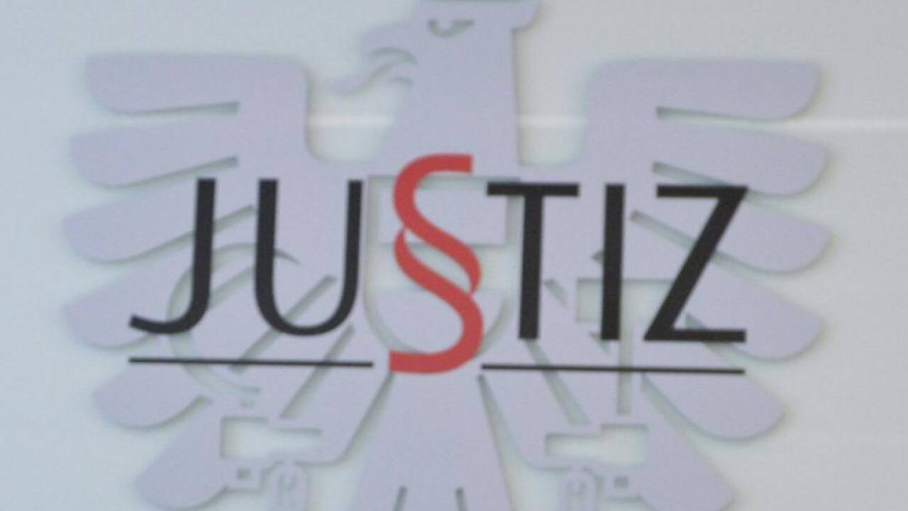 Die Kündigung des Neumarkter Stadtamtsleiters ist schon seit Monaten beim Arbeitsgericht anhängig. Die Kündigung des Neumarkter Stadtamtsleiters ist schon seit Monaten beim Arbeitsgericht anhängig.