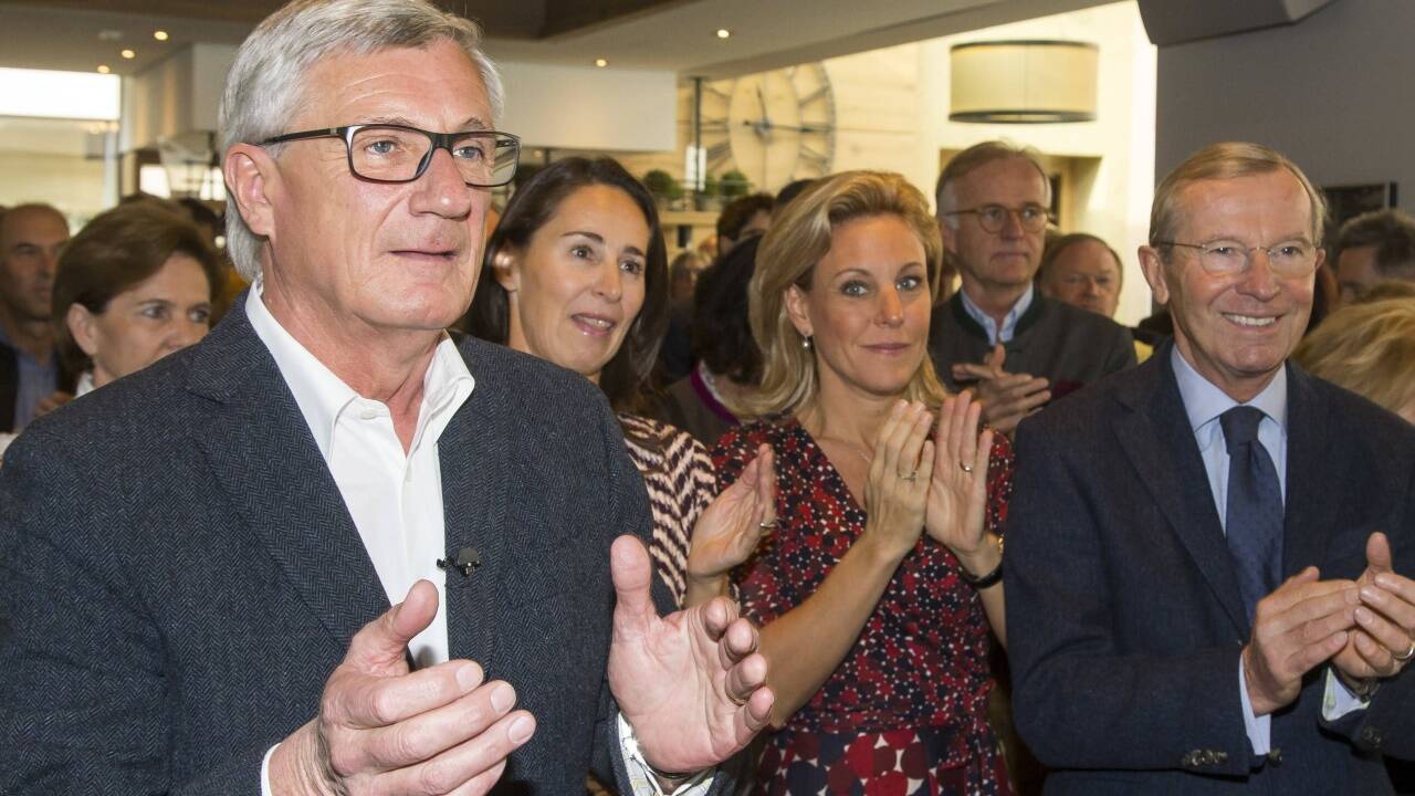 ÖVP-Vizebürgermeister Harald Preuner mit Gattin Alexandra. Landeshauptmann Wilfried Haslauer mit Gattin Christina.  