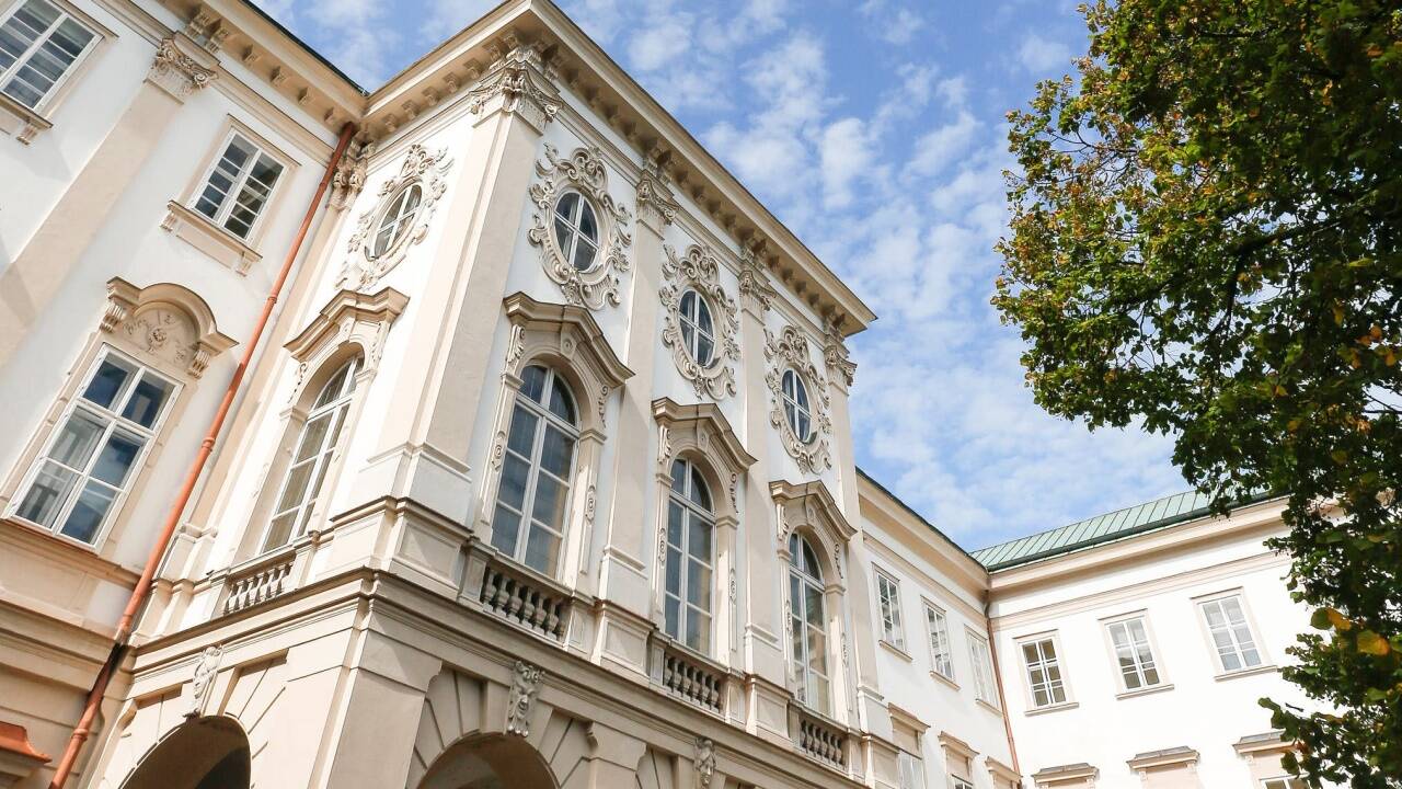 Im ersten Stock des Schlosses residiert der Bürgermeister. Abgehoben oder volksnah?  