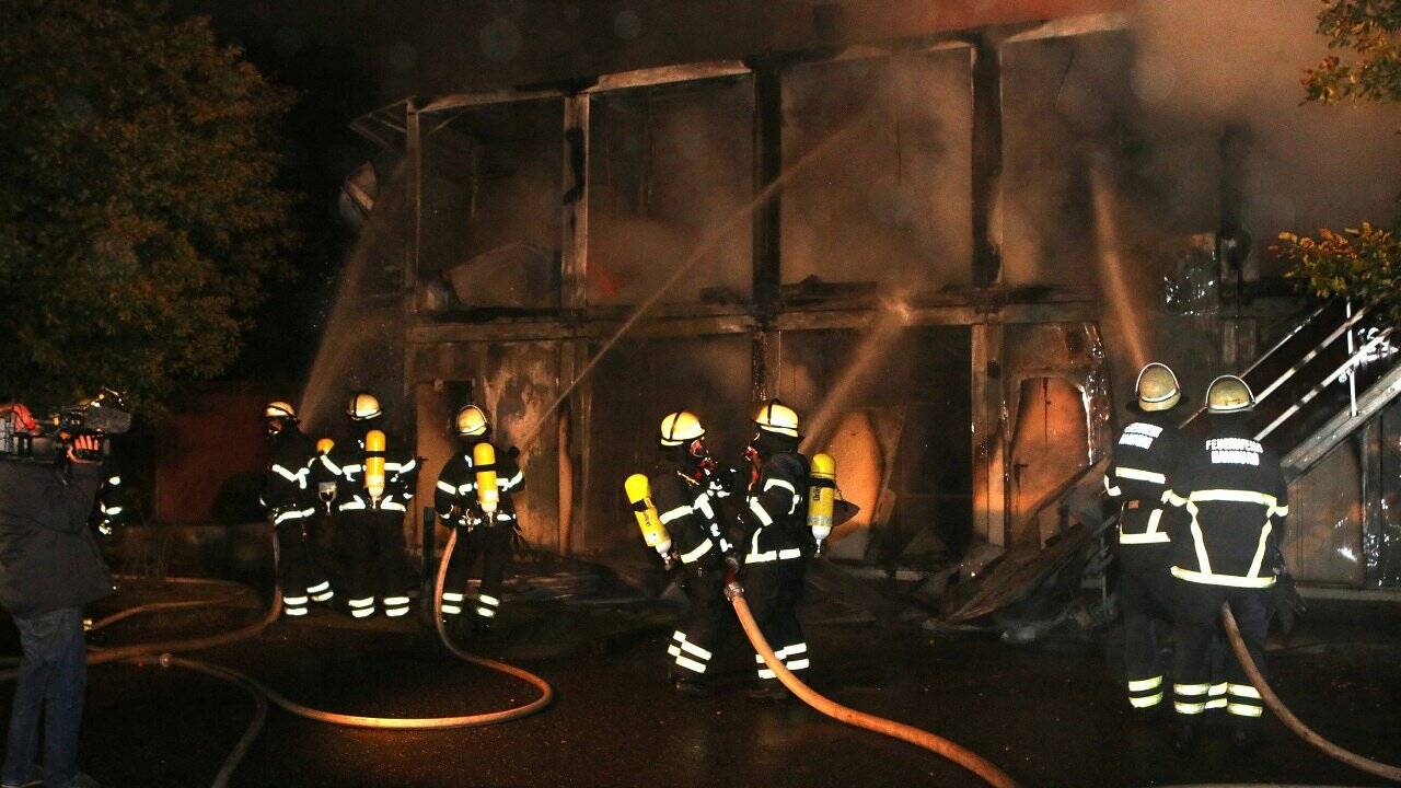 Warum in Österreich keine Asylunterkünfte brennen Warum in Österreich keine Asylunterkünfte brennen