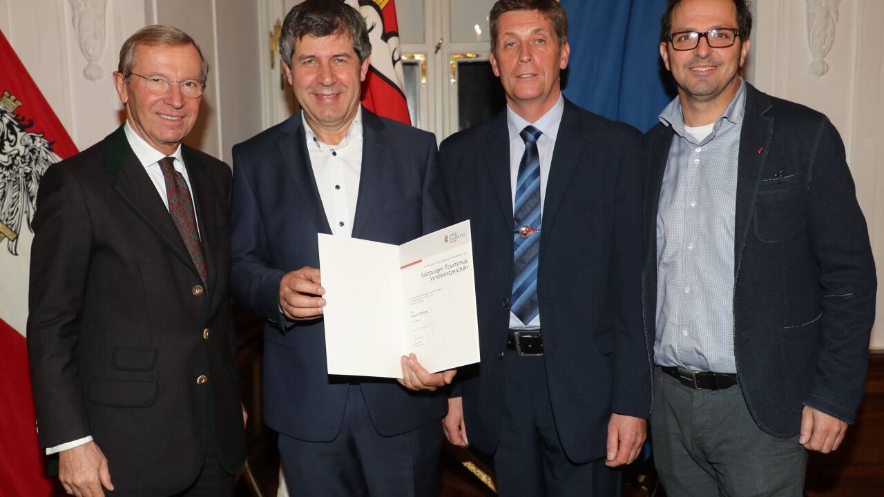 Festakt Land Salzburg zur Verleihung der Ehrenzeichen für Verdienste um den Salzburger Tourismus in der Residenz Salzburg. 