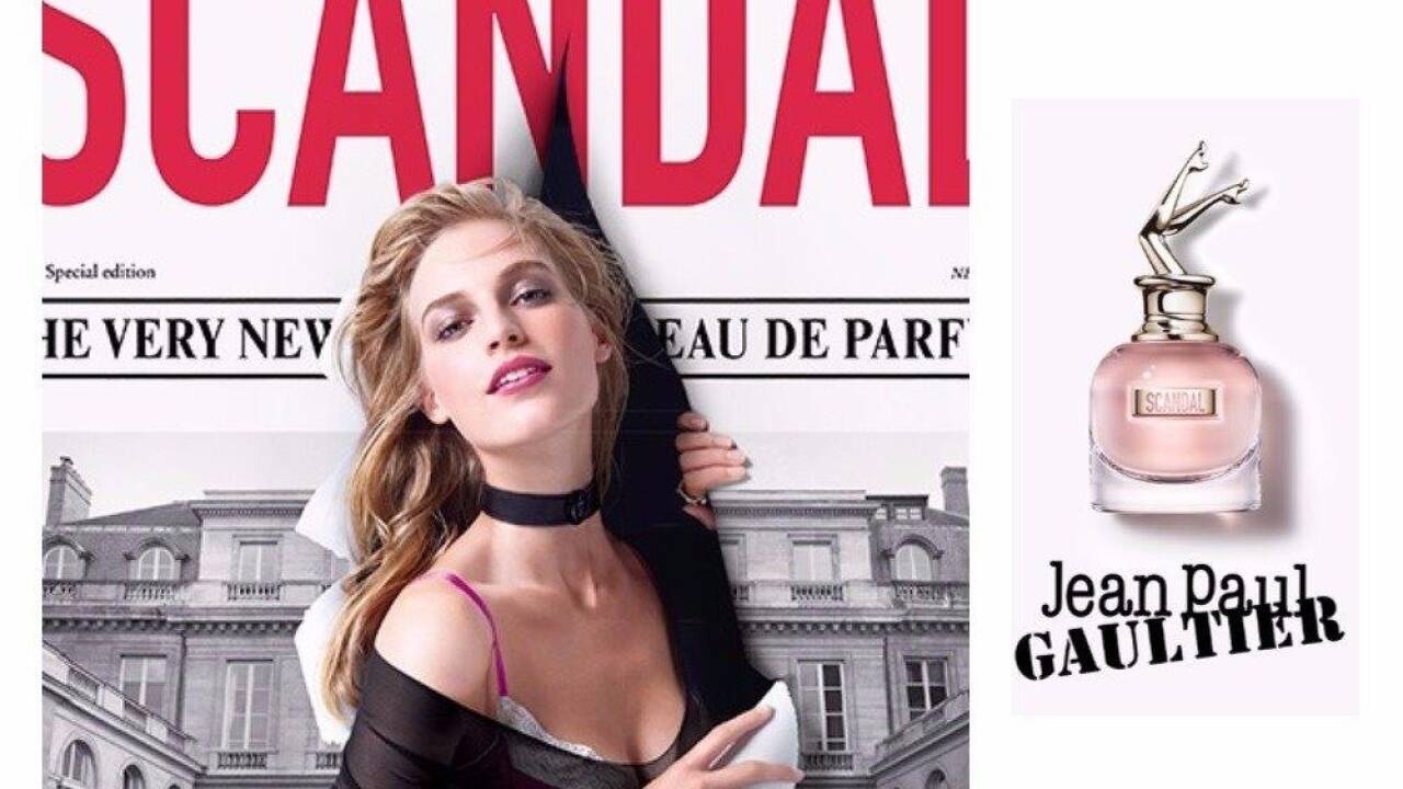 „Scandal“ ist der jüngste Streich von Jean-Paul Gaultier, dem ewigen enfant terrible der Mode. Das Eau de Parfum, von den Parfümeuren Daphne Bugey, Fabrice Pellegrin und Christophe Raynaud kreiert, oszilliert zwischen Tag und Nacht, zwischen elegant und verrucht. Tagsüber duftet „Scandal“ nach Honig, Gardenie und Blutorange, fast wie eine Erinnerung aus der Kindheit. Nachts kommt seine sinnliche und verführerische Seite mit Honig und Patschuli zum Ausdruck. Eine unwiderstehliche Mischung. 