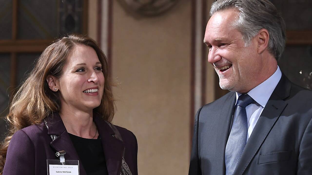 Nachfolgerin von Werner Zinkl (rechts) wird Sabine Matejka 