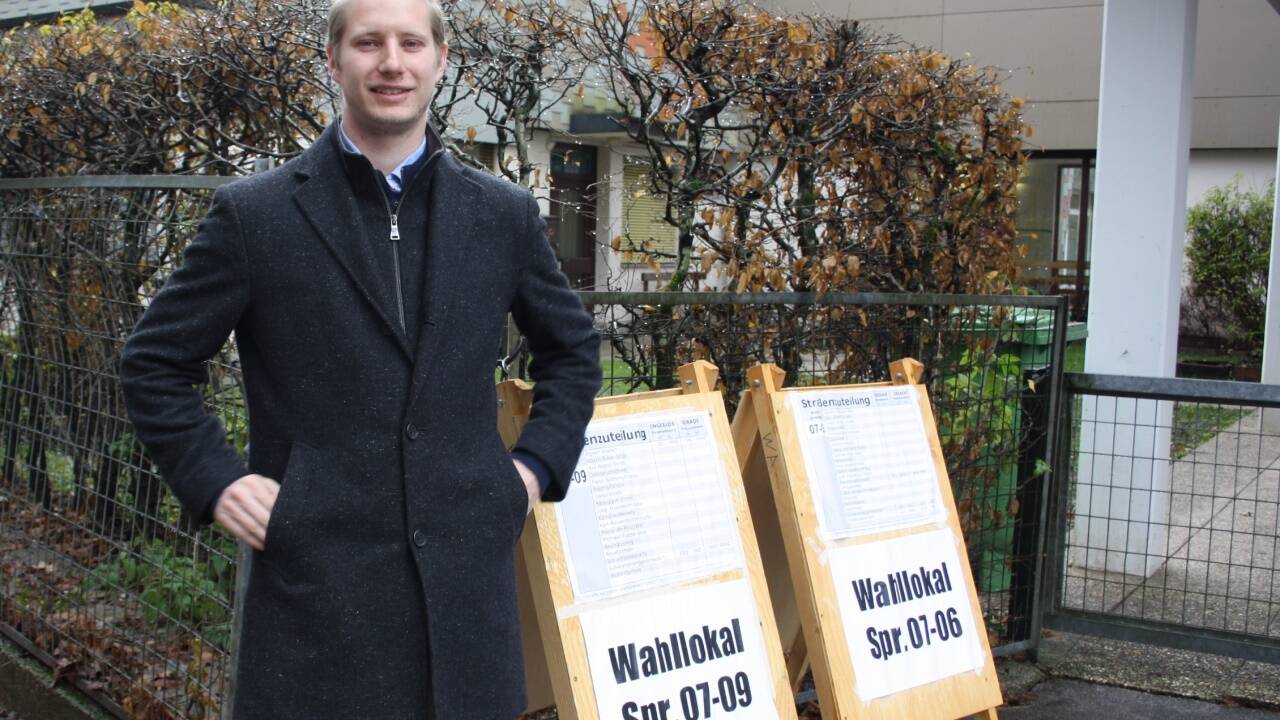 Politikwissenschaftstudent Tobias Christian Leitner wählte in Salzburg-Aigen.  