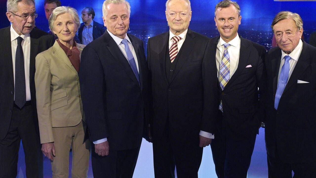 Die sechs Kandidaten zur Bundespräsidentschaftswahl. Von Links nach Rechts: Alexander van der Bellen, Irmgard Griss, Rudolf Hundstorfer, Andreas Kohl. Norbert Hofer und Richard Lugner. 