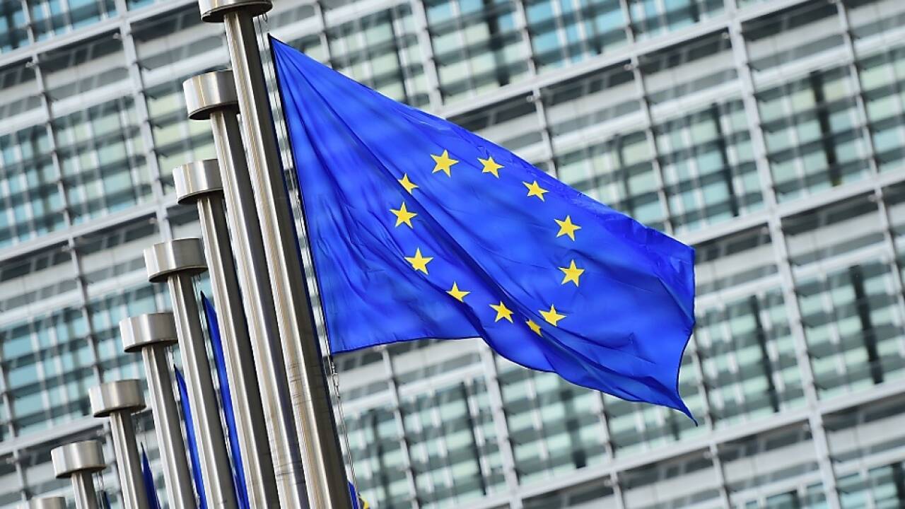 Es gibt eine Gelbe Karte von der EU 