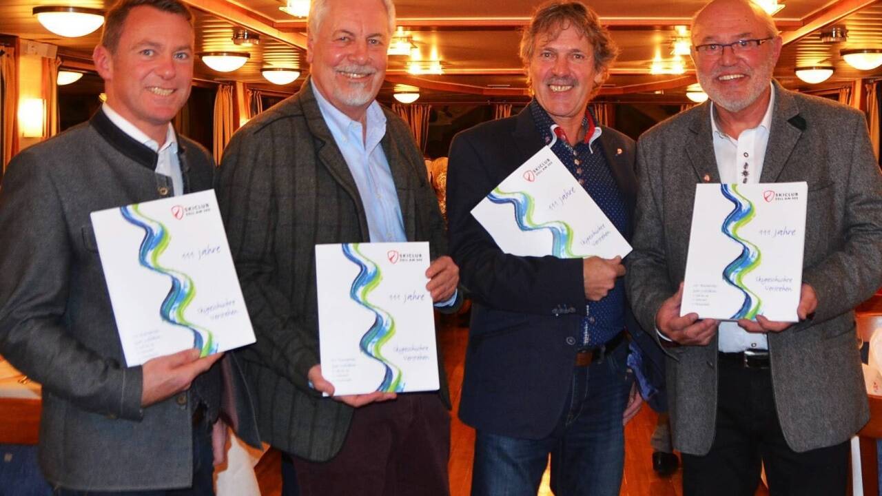 Vorstand und Präsident (v. links): Gernot Tritscher, Hans Wallner, Hubert Dürlinger, Bernd Lauth.  Vorstand und Präsident (v. links): Gernot Tritscher, Hans Wallner, Hubert Dürlinger, Bernd Lauth.