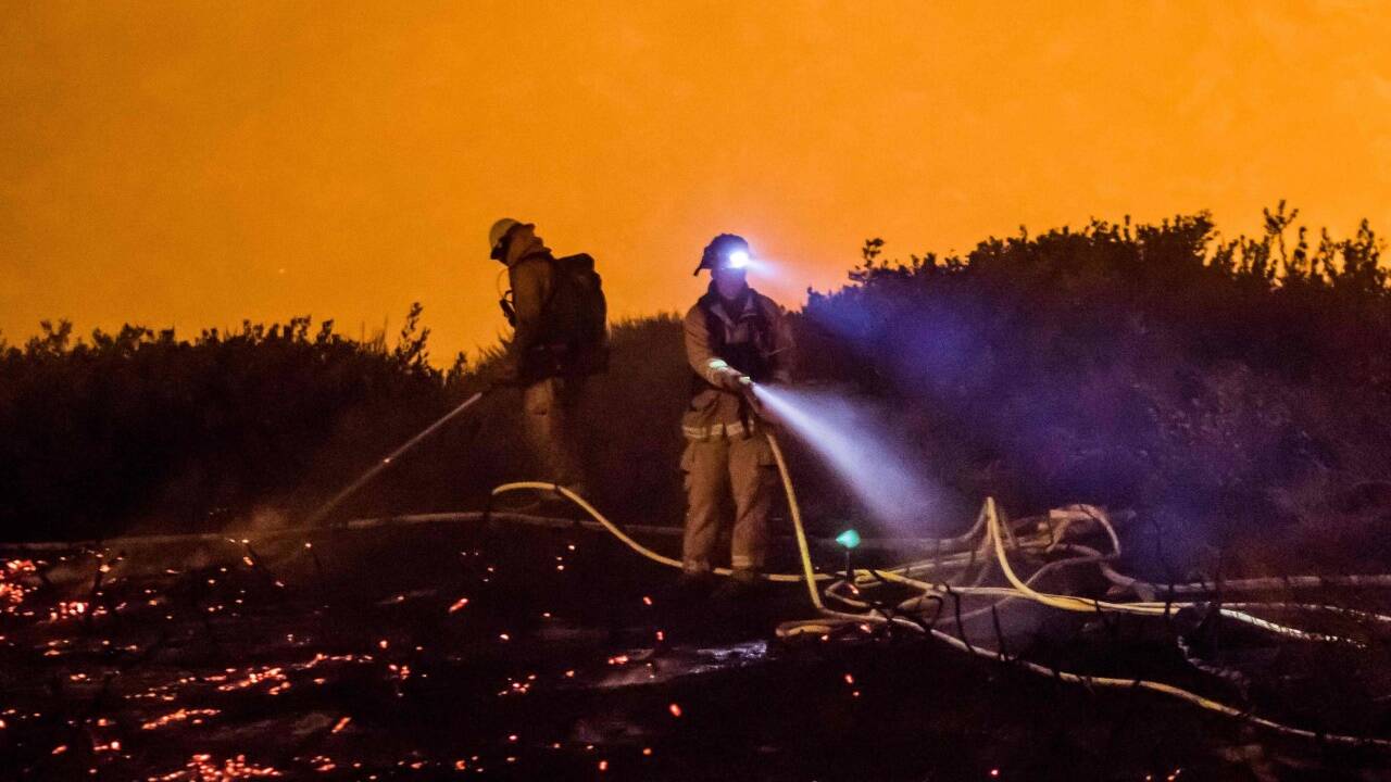 Rund 2.500 Feuerwehrleute sind im Einsatz 