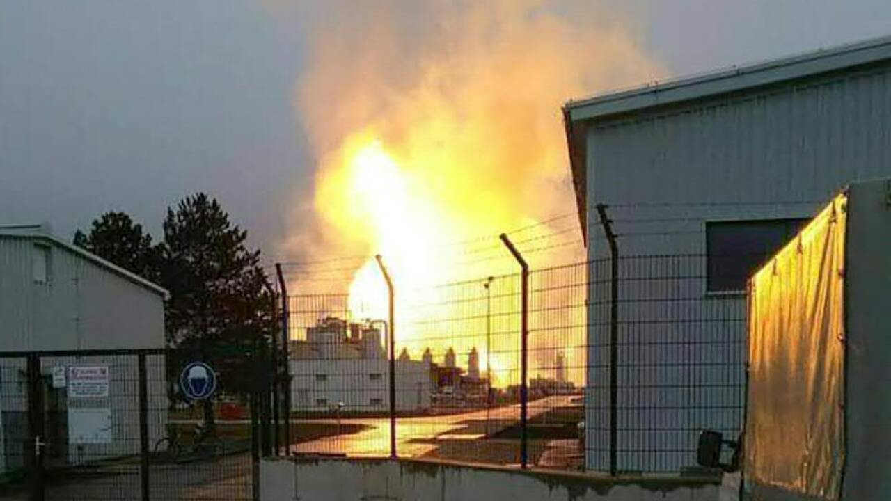 Explosion in der Gasstation in Baumgarten in der Gemeinde Weiden a.d. March. 