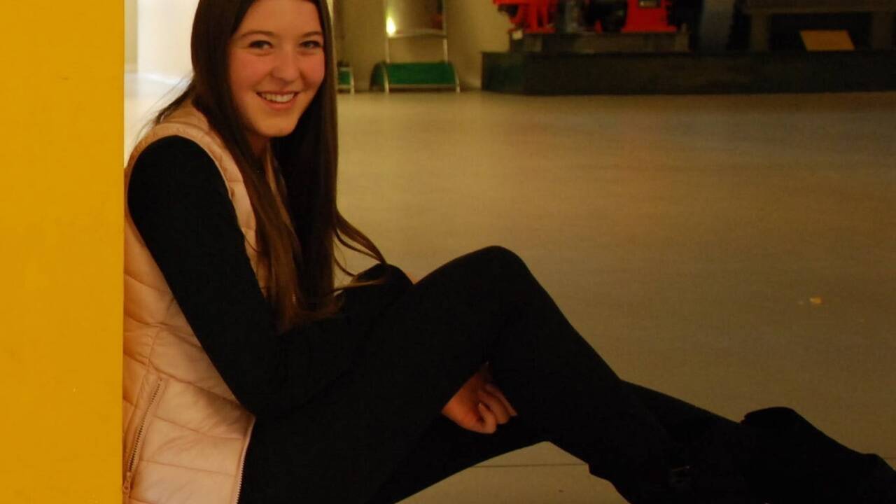 1er-Schnitt: Laura Döttl brilliert in der HTL Salzburg und hat dafür nun ein Stipendium der Wirtschaftskammer bekommen. 