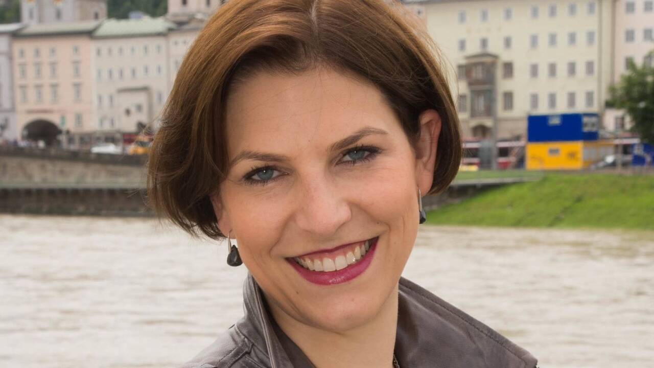 Karoline Edtstadler. 