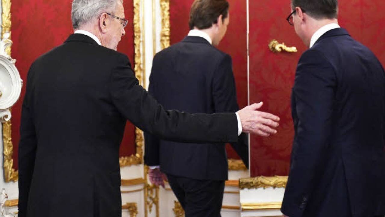 Sebastian Kurz und Heinz-Christian Strache Samstag früh bei Bundespräsident Alexander Van der Bellen. 