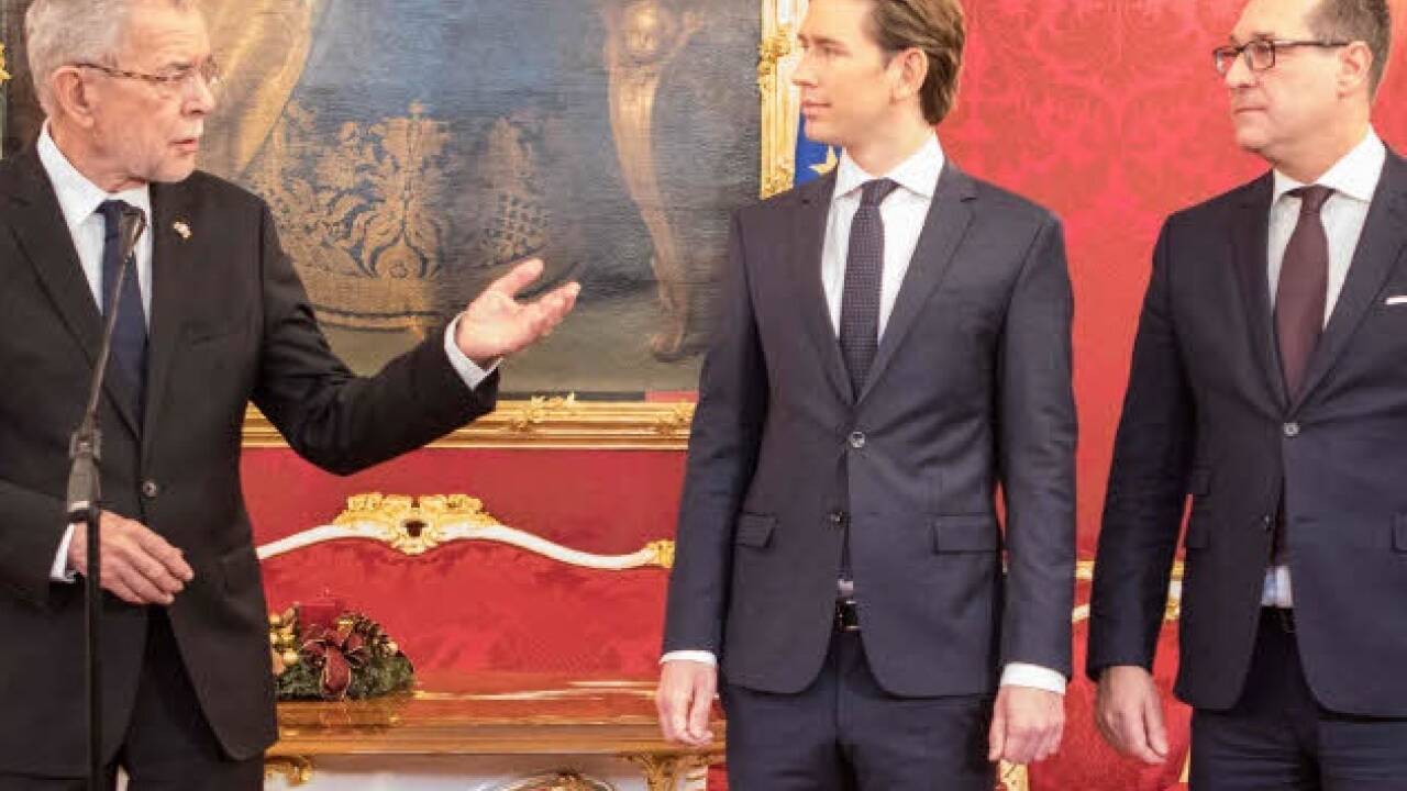 Sebastian Kurz und Heinz-Christian Strache Samstag früh bei Bundespräsident Alexander Van der Bellen. 