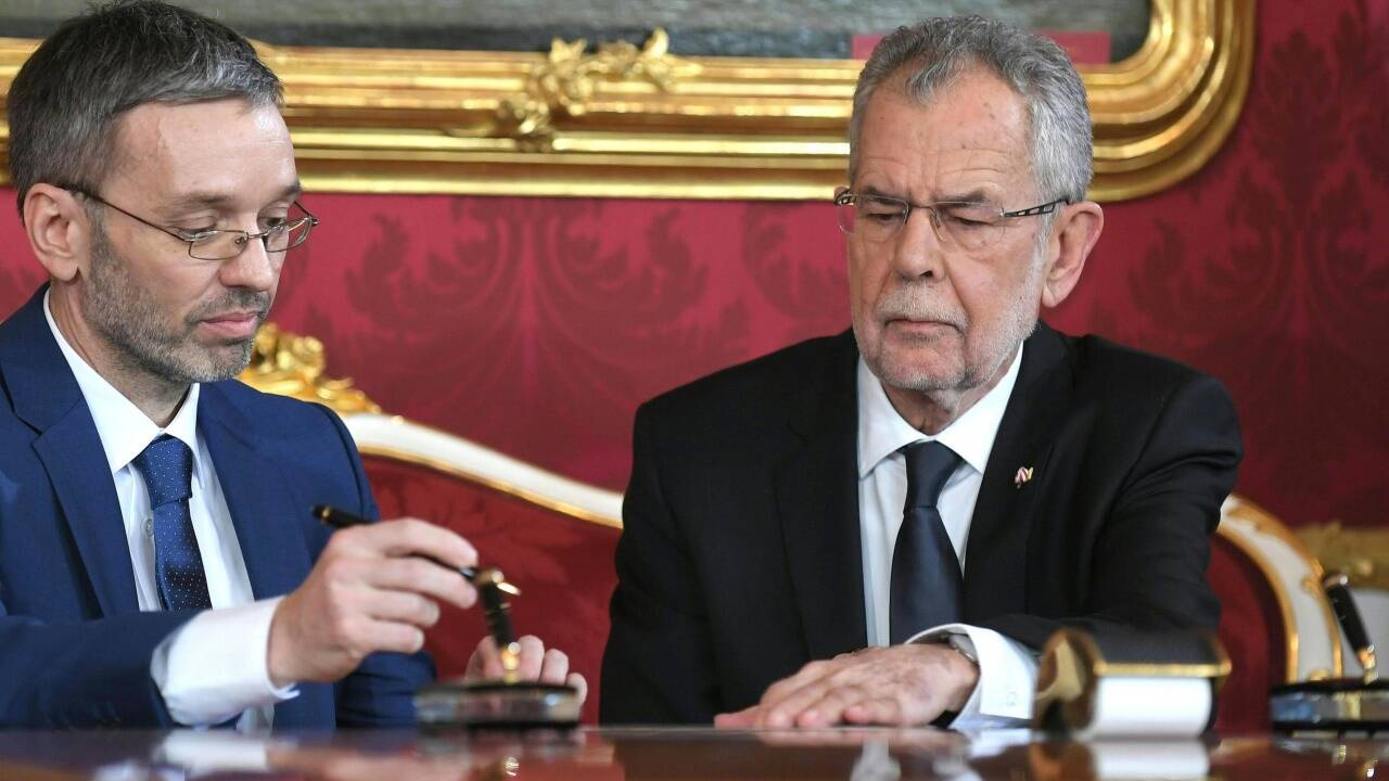 Feierliches Zeremoniell in der Hofburg.  