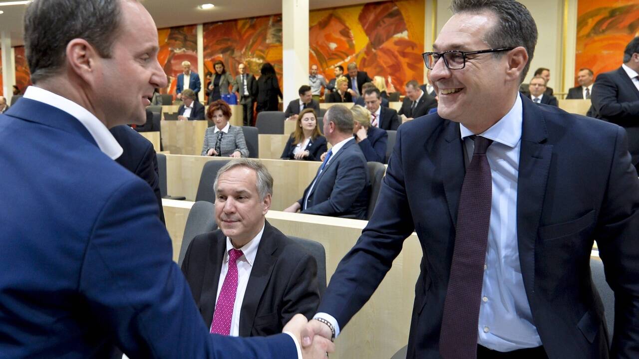 Neos-Klubchef Matthias Strolz (L) und Vizekanzler Heinz-Christian Strache (FPÖ). 