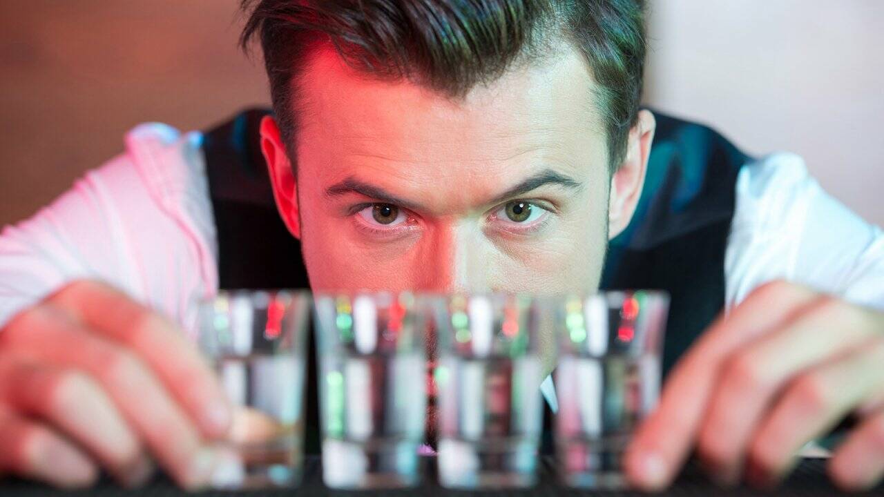 Mythos Schöntrinken: Macht Alkohol wirklich attraktiver?