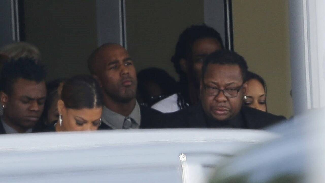 Bobbi Kristina findet letzte Ruhe neben Mutter Whitney Houston