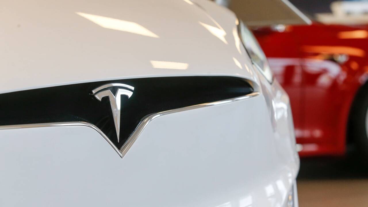 Das Service Center von Tesla öffnet in Wals seine Pforten.  