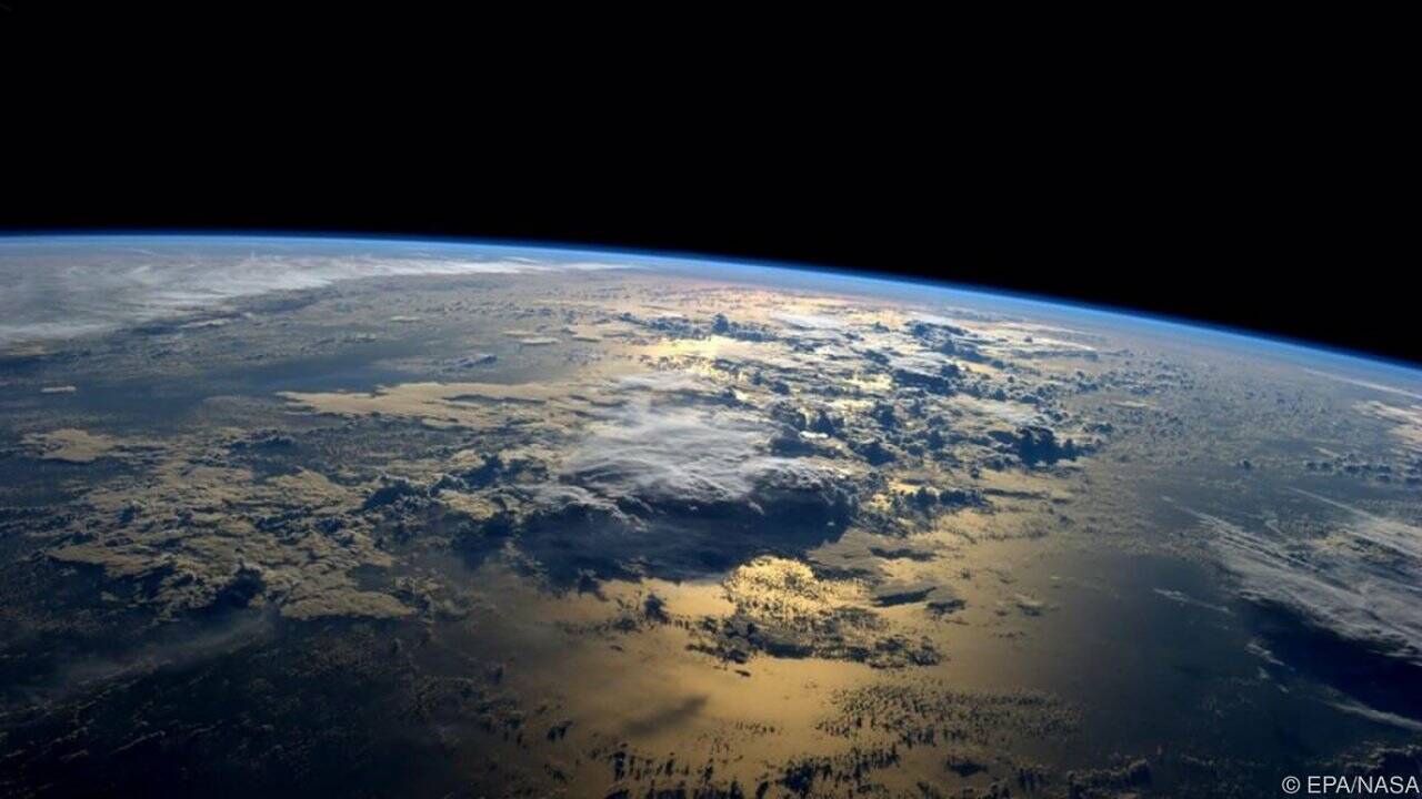 Erdähnlicher Planet mit Weltraumteleskop "Kepler" entdeckt