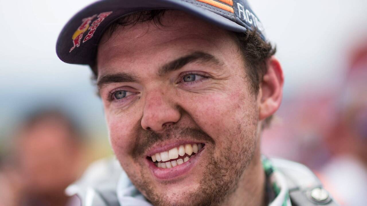 Matthias Walkner am Ziel: Der Dakar-Sieger 2018 lässt sich in Córdoba feiern. 