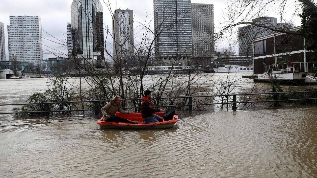 Hochwasser in Paris. 