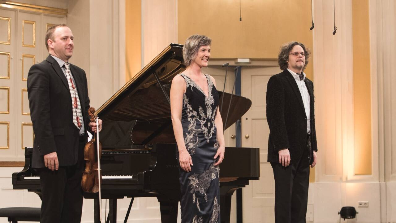 Matinee zur Mozartwoche: Marlis Petersen (Mitte), Camillo Radicke (r.) und Florian Mayer im Mozarteum. 