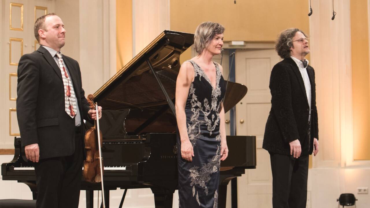Matinee zur Mozartwoche: Marlis Petersen (Mitte), Camillo Radicke (r.) und Florian Mayer im Mozarteum. 