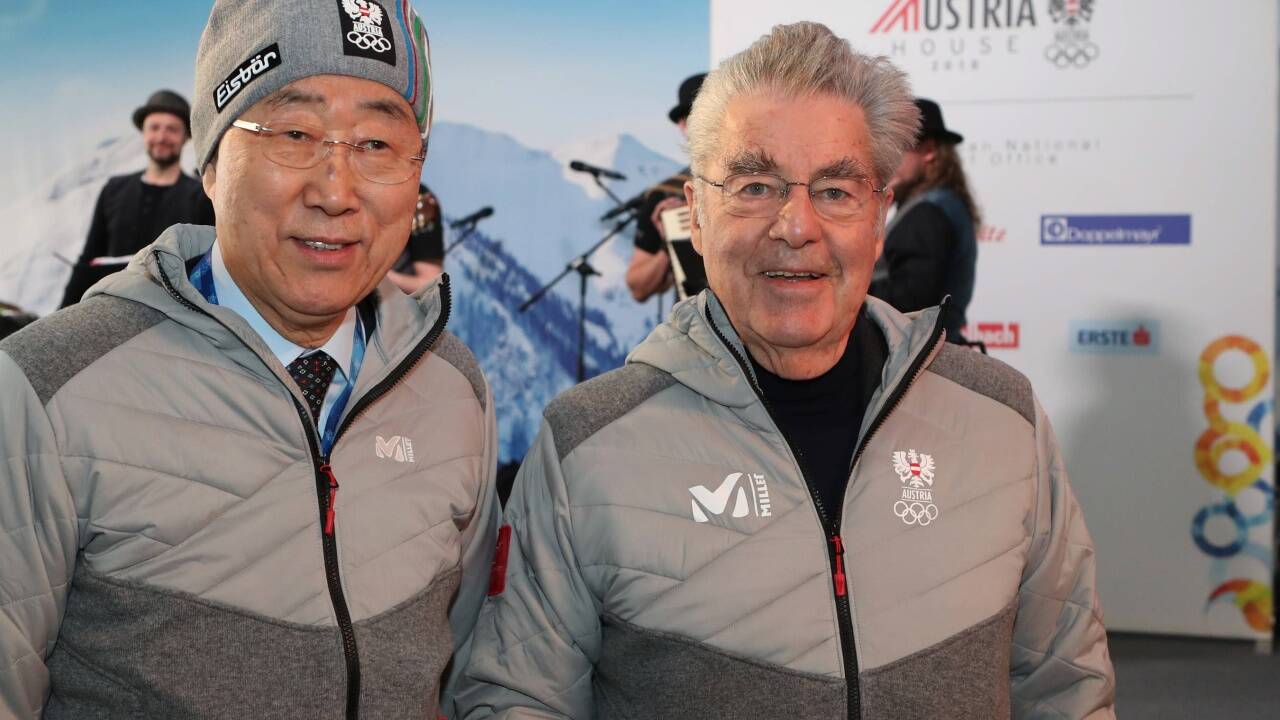 Alt-UNO-Generalsekretär Ban Ki-Moon und alt-Bundespräsident Heinz Fischer im Österreichhaus. 