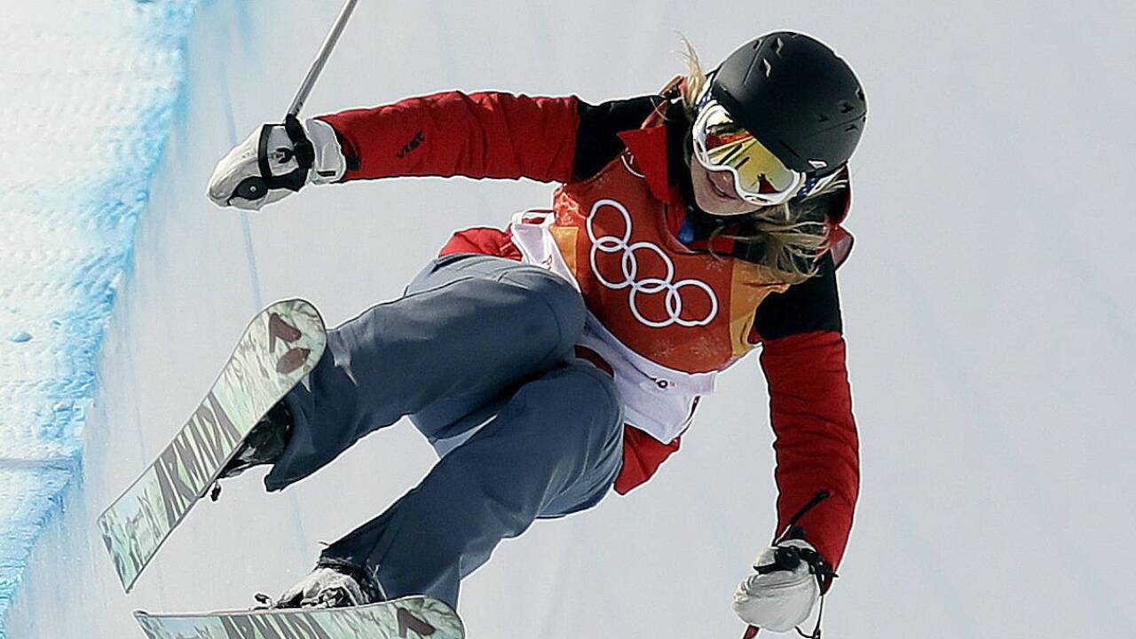 Halfpipe-Touristin: Elizabeth Marian Swaney.  Halfpipe-Touristin: Elizabeth Marian Swaney.