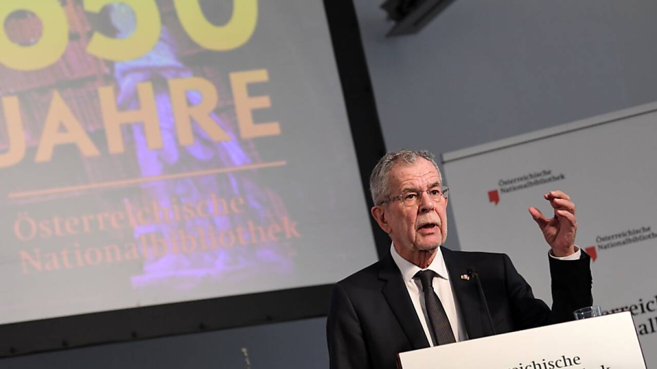 Van der Bellen gratulierte 'als Nachbar und Bücherliebhaber' 