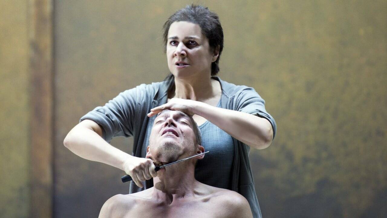 Pfingstfestspiele: Menschen töten im Namen Gottes