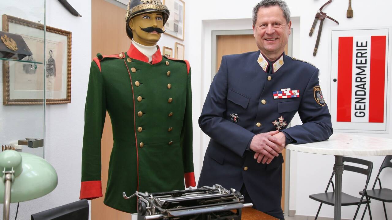 Helmut Naderer eröffnete sein Gendarmerie-Museum.  