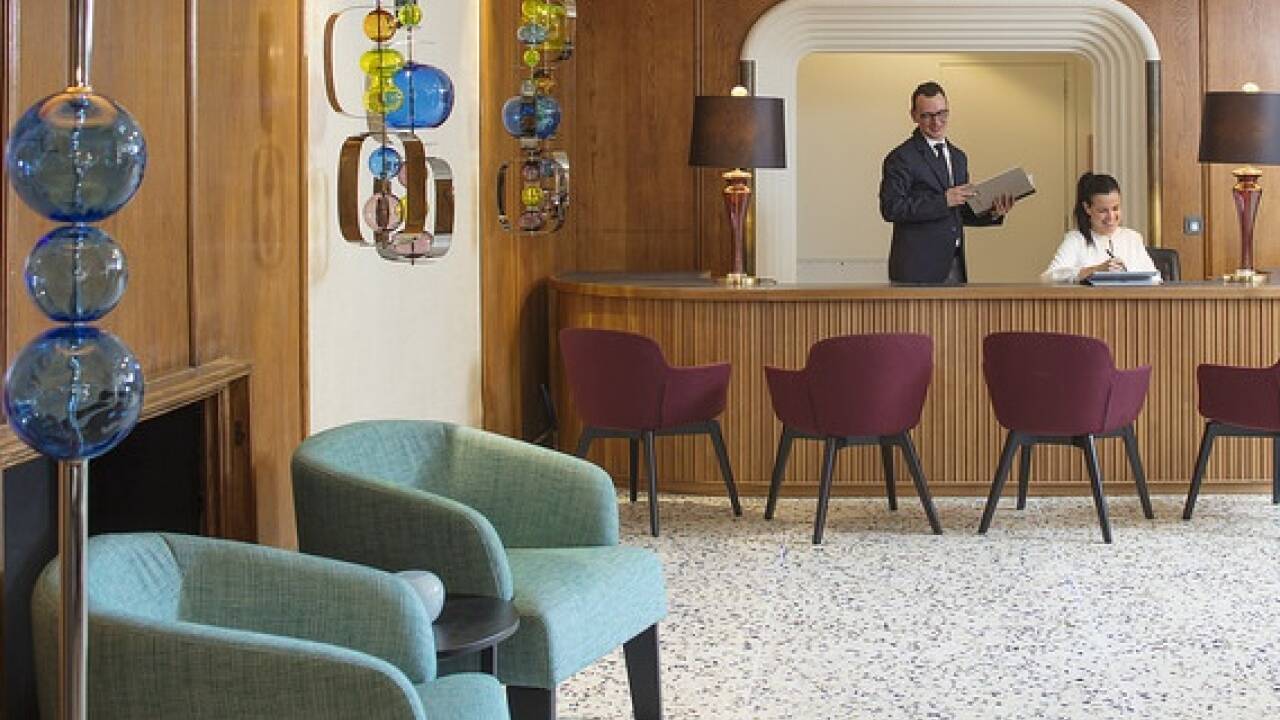 Die Rezeption des Hotel Stein.  