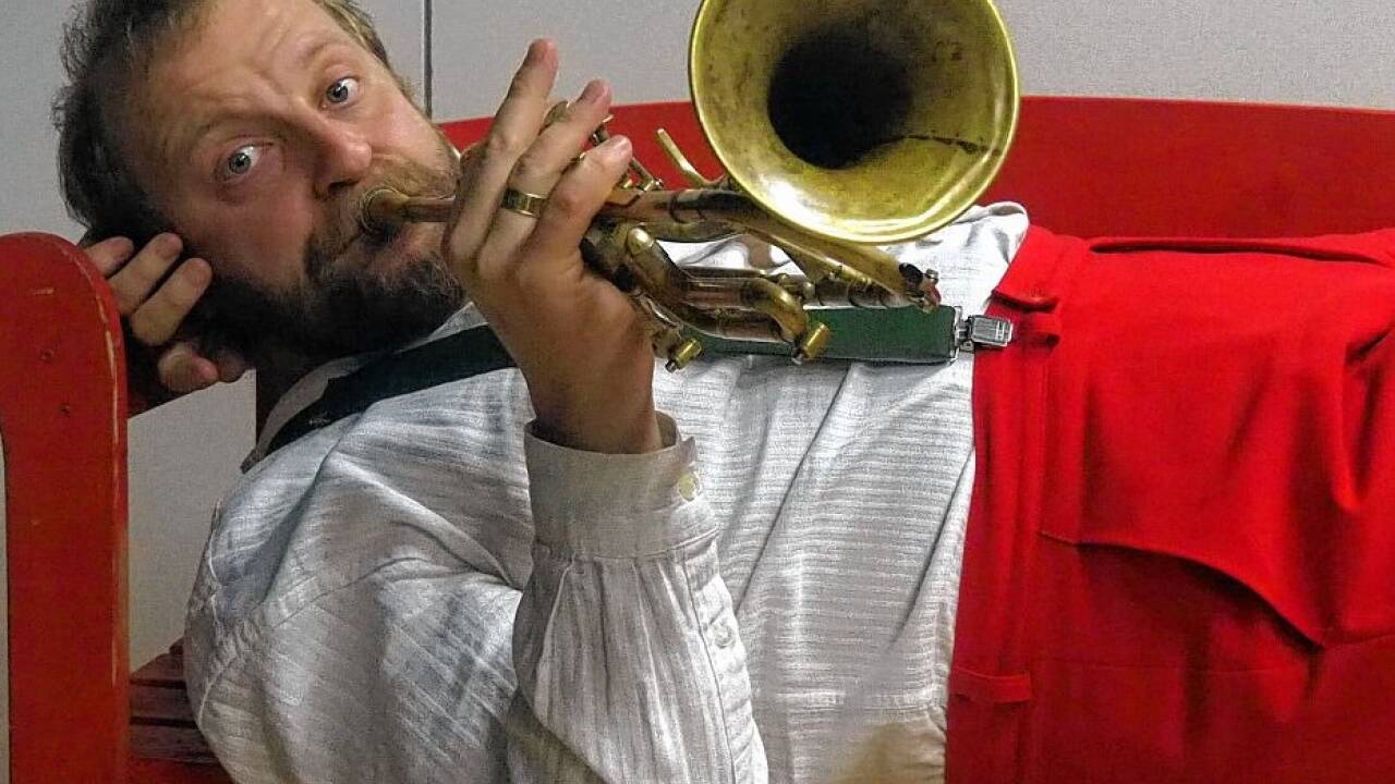 Bei Thomas Gansch gehen Virtuosität und Humor auf der Bühne immer Hand in Hand.  Bild:   Bei Thomas Gansch gehen Virtuosität und Humor auf der Bühne immer Hand in Hand.  Bild: